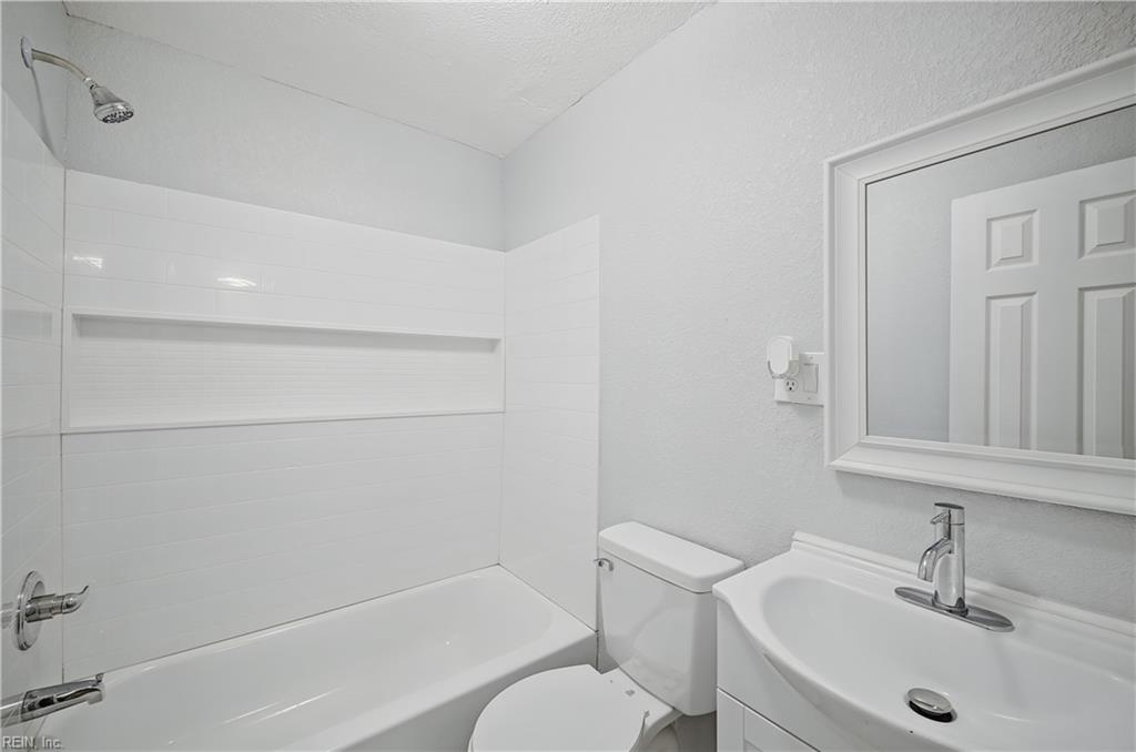 620 72nd St Property Photo 34