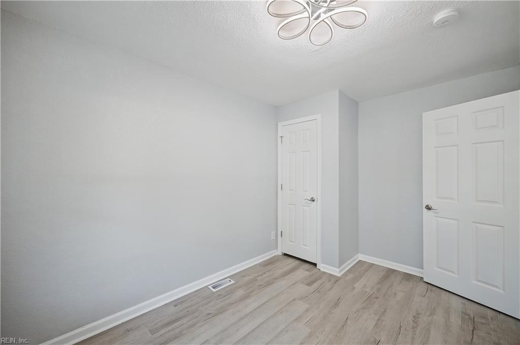 620 72nd St Property Photo 36
