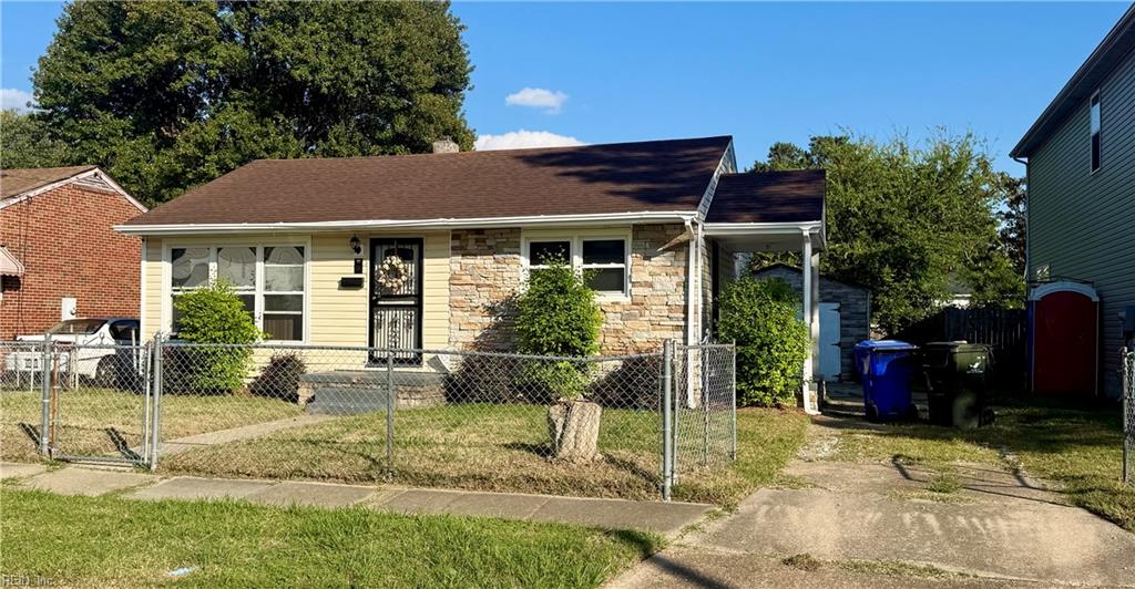 2304 Hanson Ave Property Photo 3