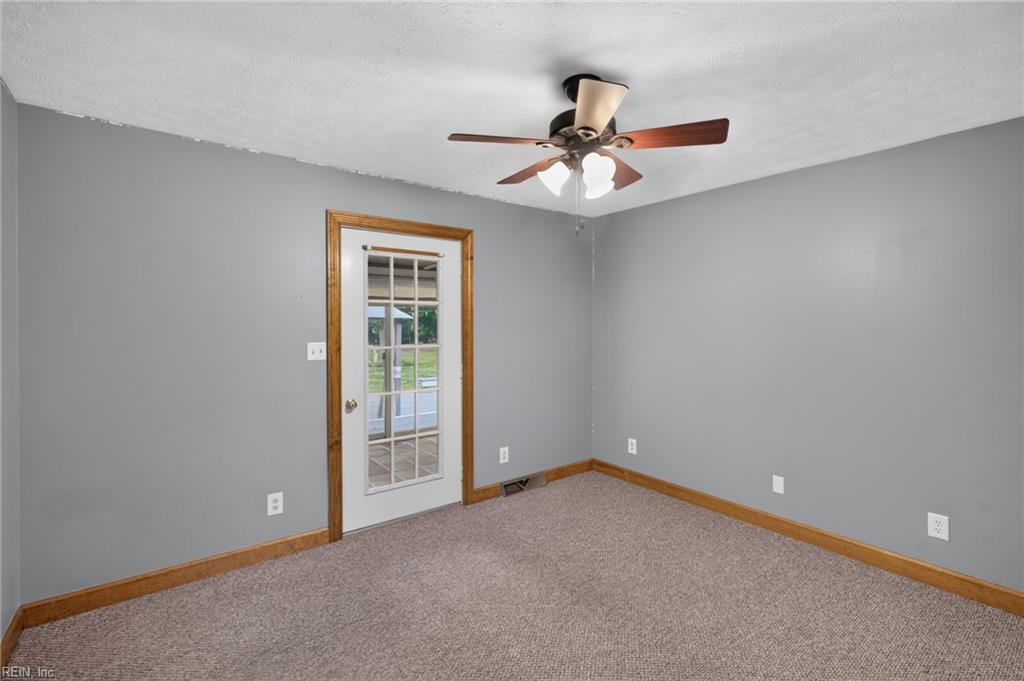 8139 Manor Dr Property Photo 27