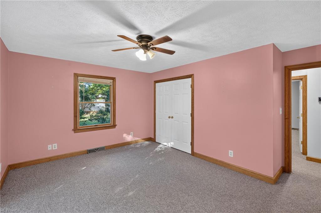 8139 Manor Dr Property Photo 29
