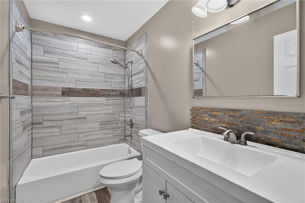 8139 Manor Dr Property Photo 37