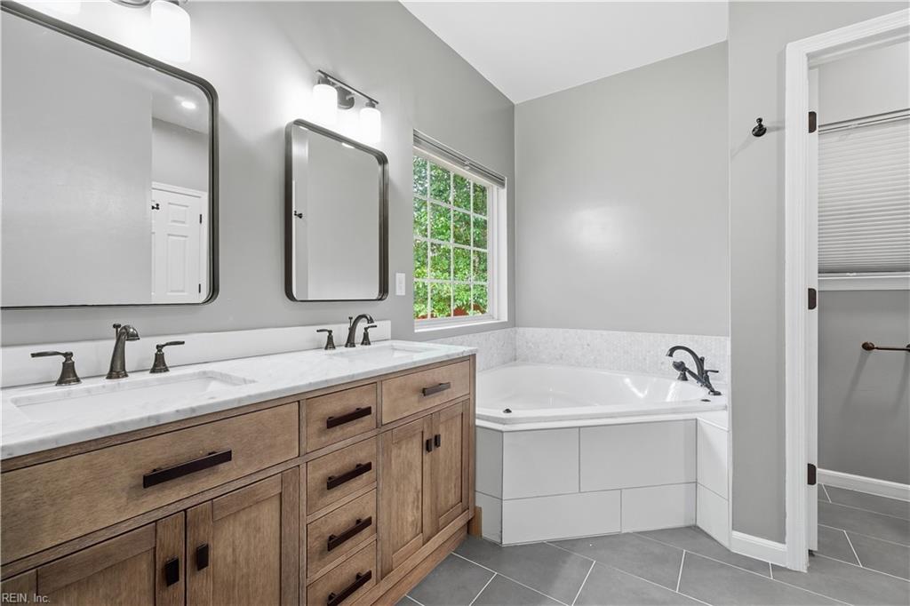 5008 James St Property Photo 12