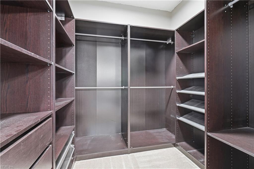 5008 James St Property Photo 15