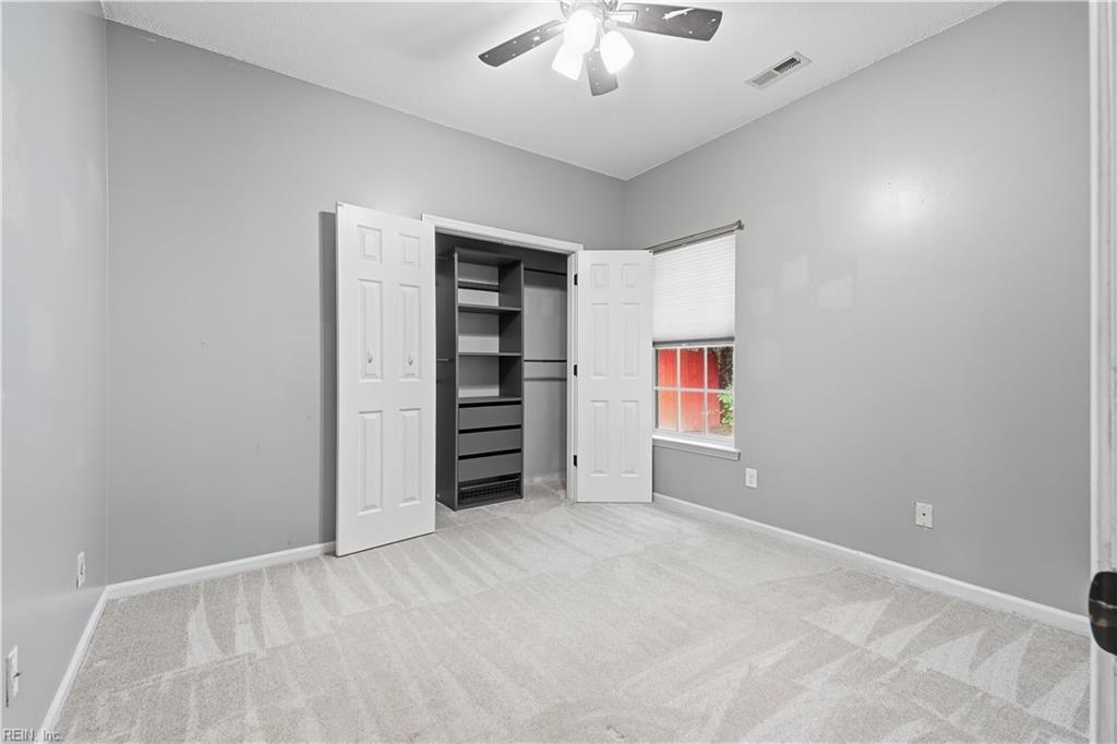 5008 James St Property Photo 16