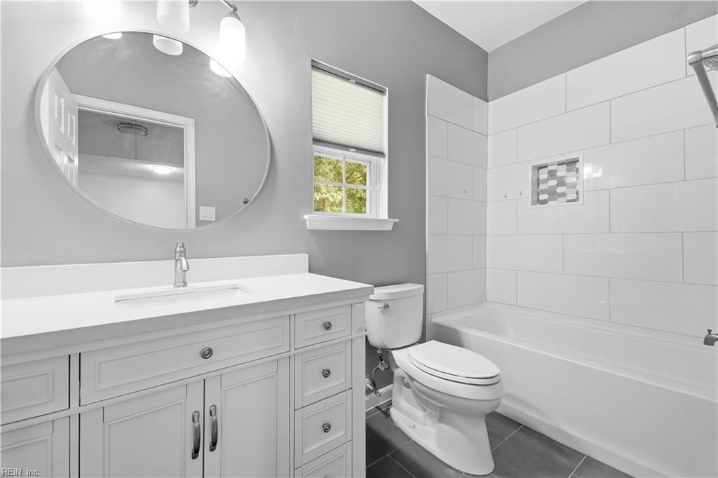 5008 James St Property Photo 17