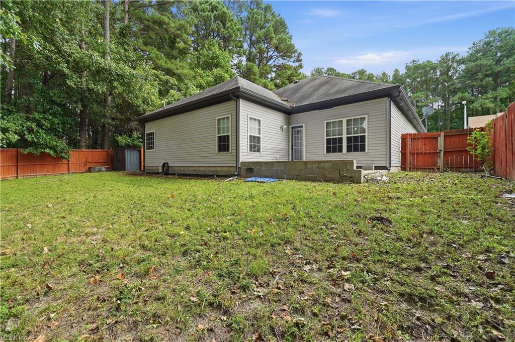 5008 James St Property Photo 18