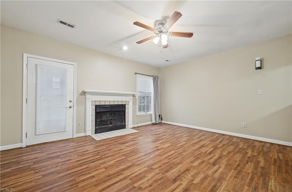 608 Guy Ln Property Photo 3