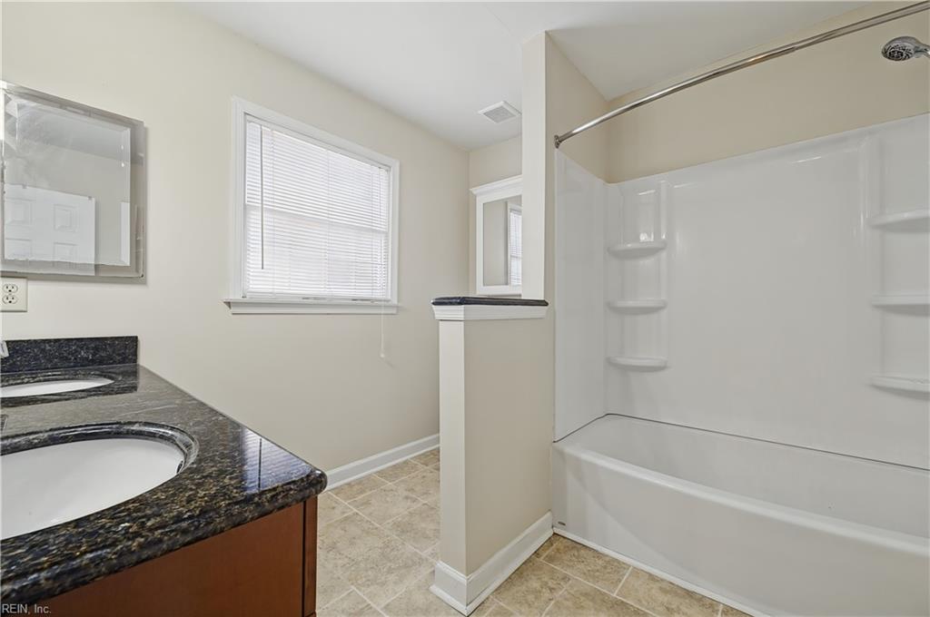 608 Guy Ln Property Photo 15