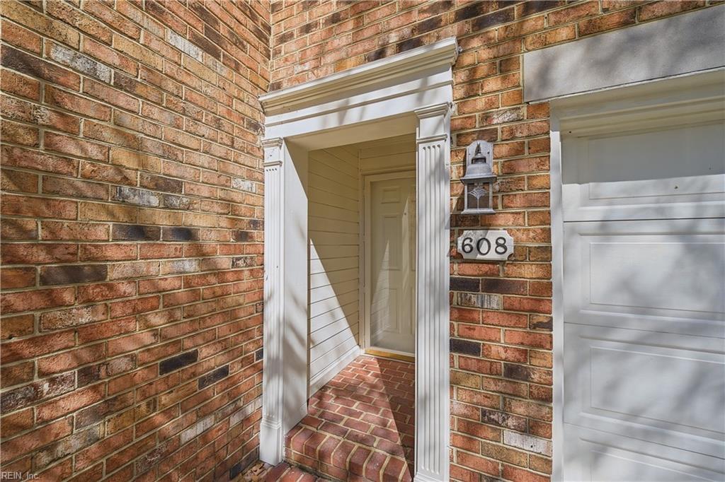 608 Guy Ln Property Photo 28