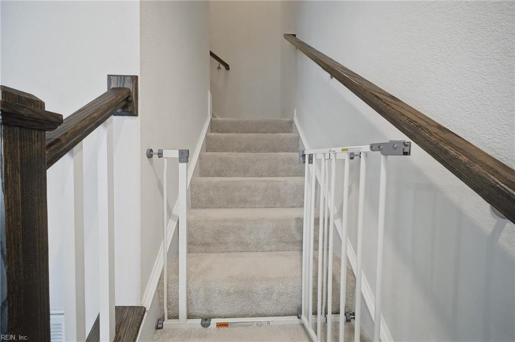 2688 Azalea Garden Rd Property Photo 7