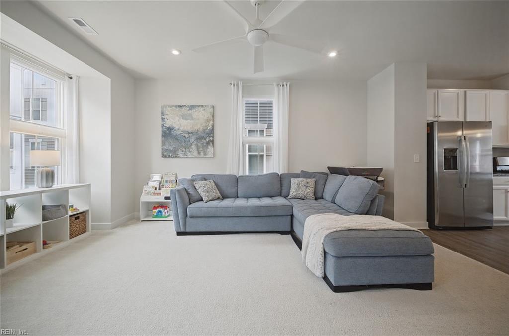 2688 Azalea Garden Rd Property Photo 10