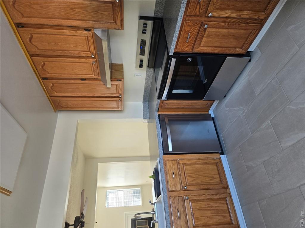 1616 Jameson Dr Property Photo 2
