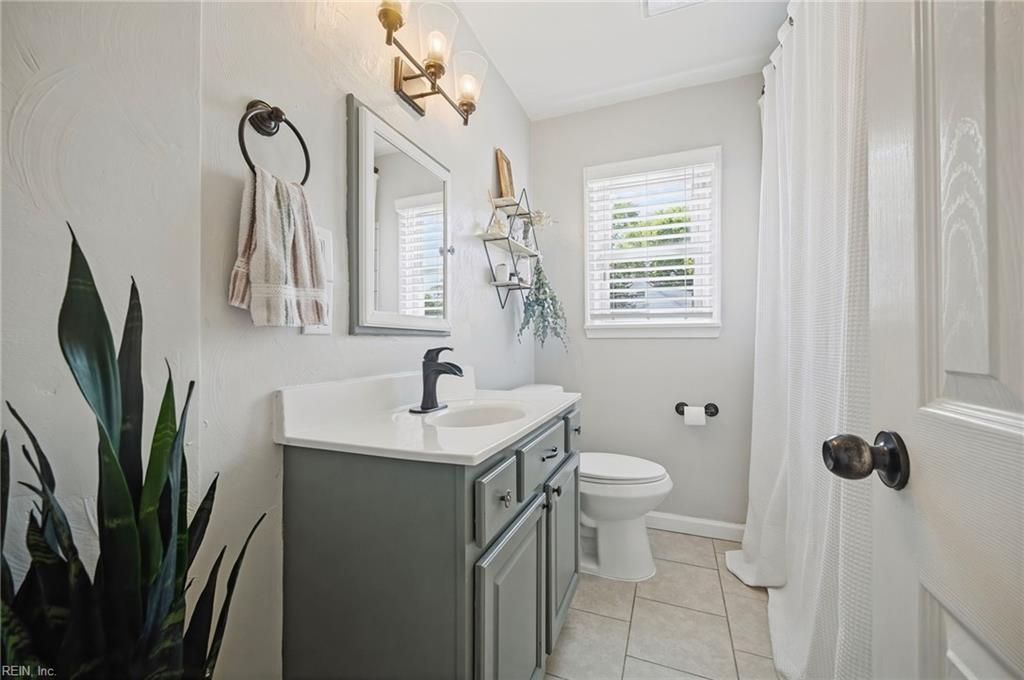8509 Delano St Property Photo 28