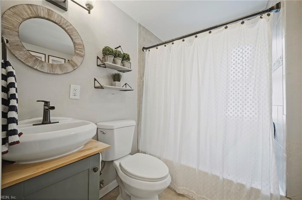 8509 Delano St Property Photo 30