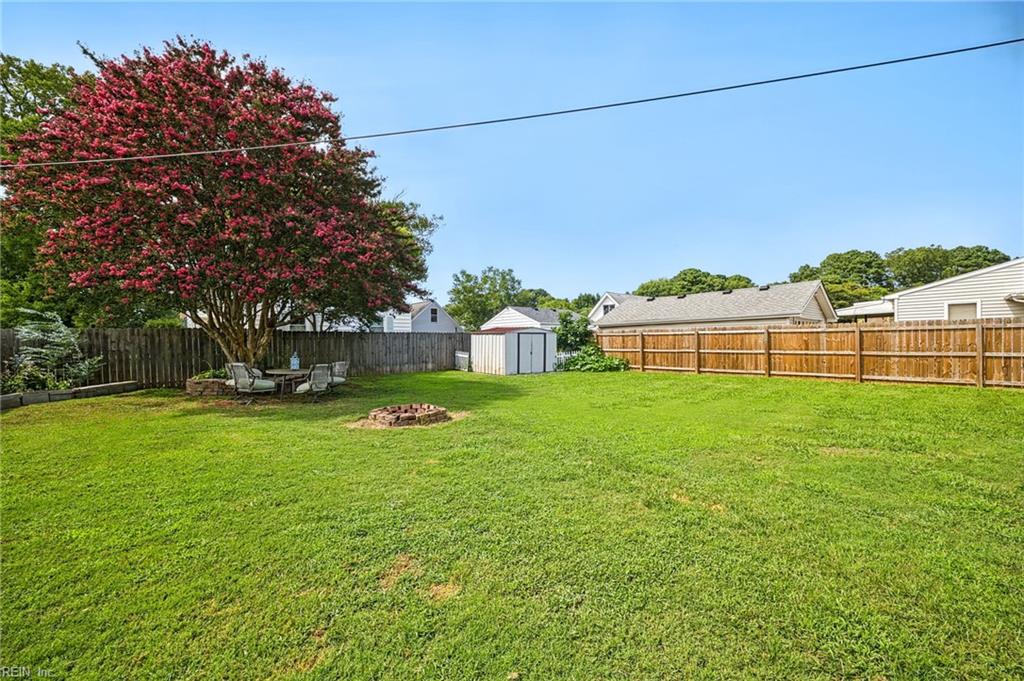8509 Delano St Property Photo 36