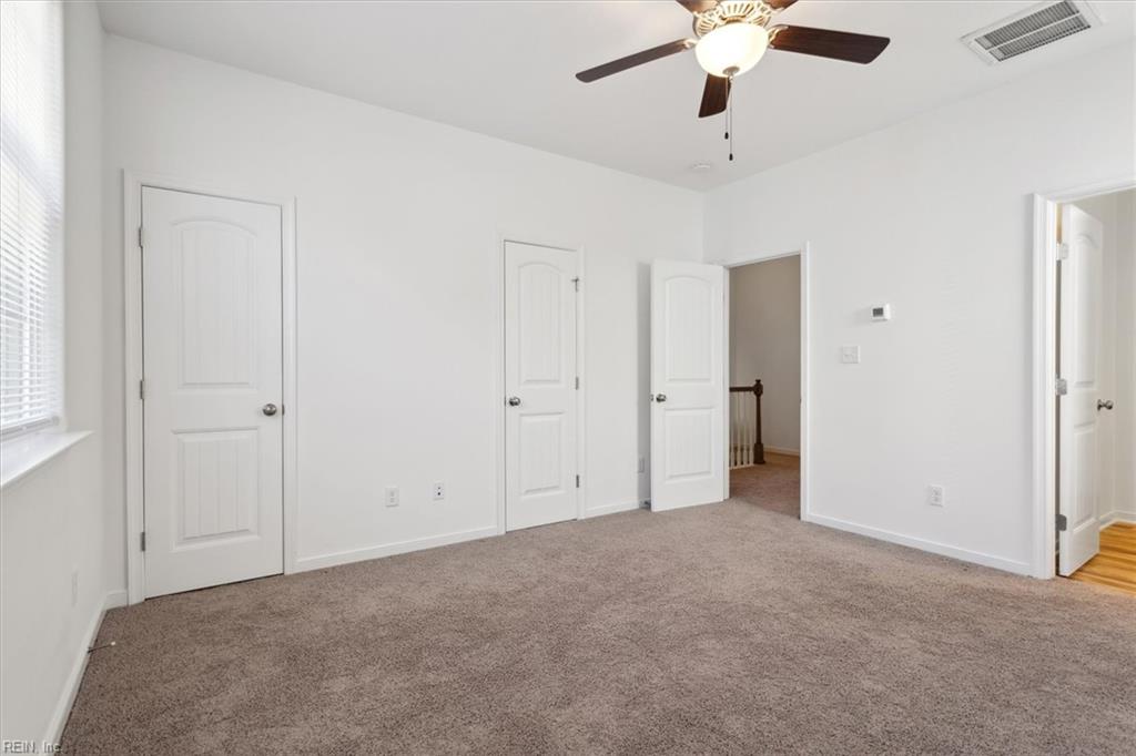 1414 Waltham Ln Property Photo 14