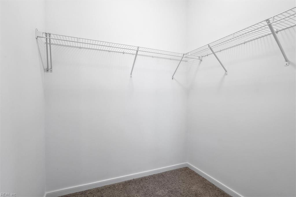 1414 Waltham Ln Property Photo 16