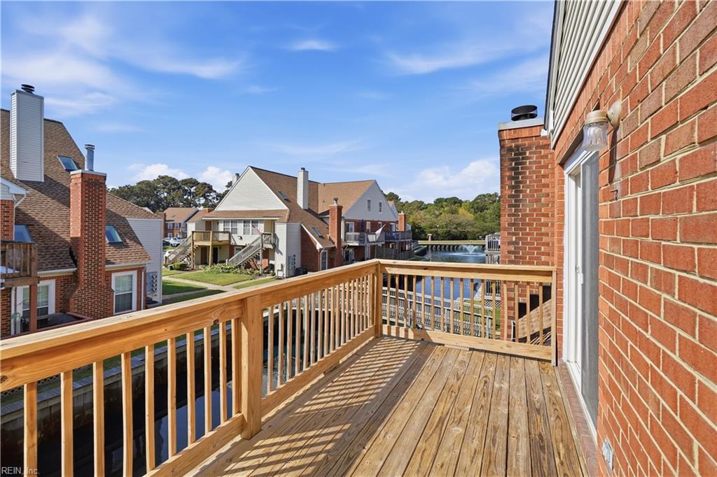 5029 Gatehouse Way Property Photo 11