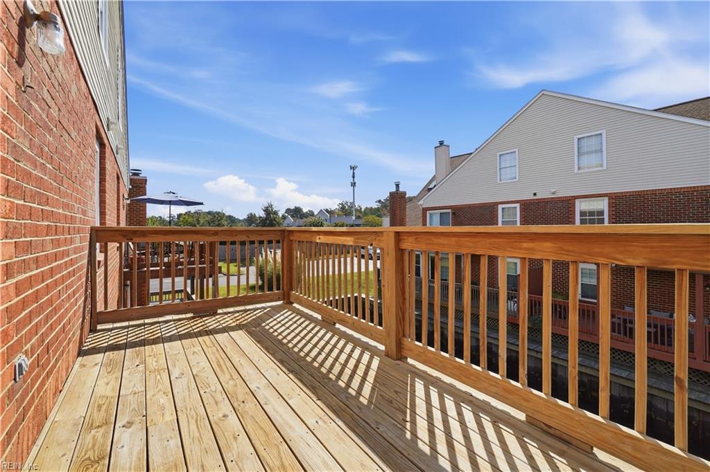 5029 Gatehouse Way Property Photo 12