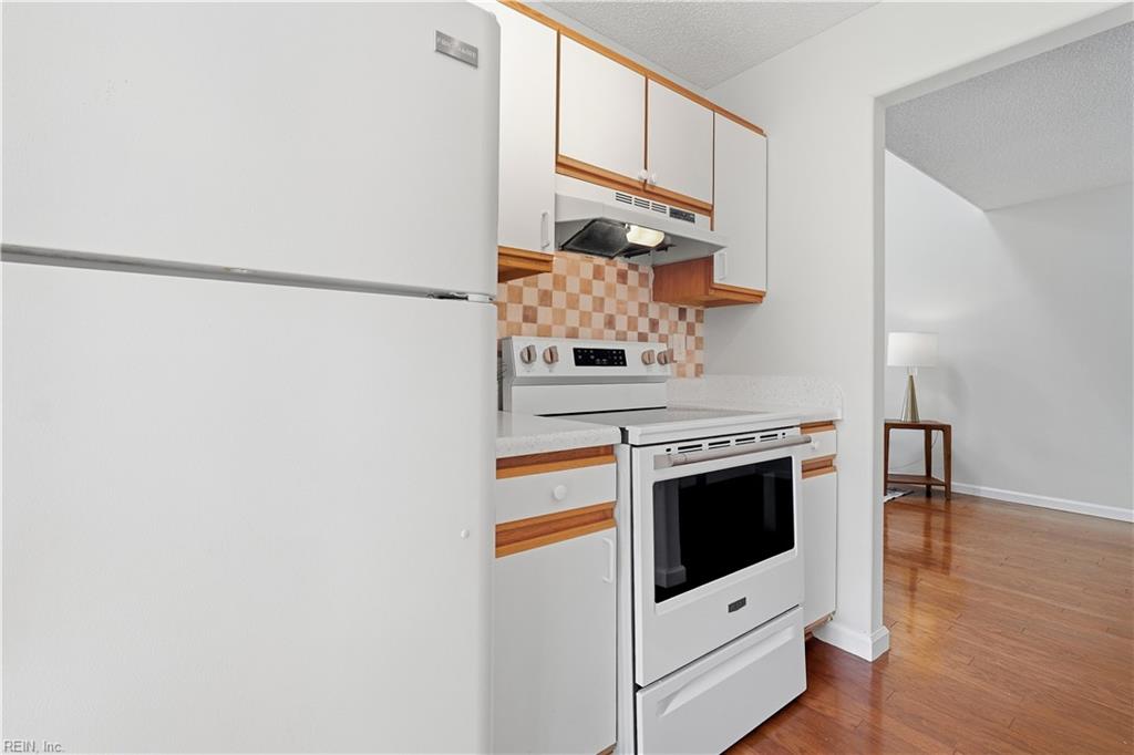 5029 Gatehouse Way Property Photo 14