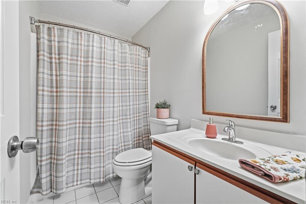 5029 Gatehouse Way Property Photo 18