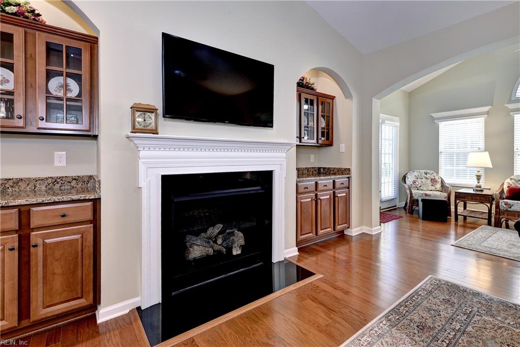 3707 South Sq Property Photo 14