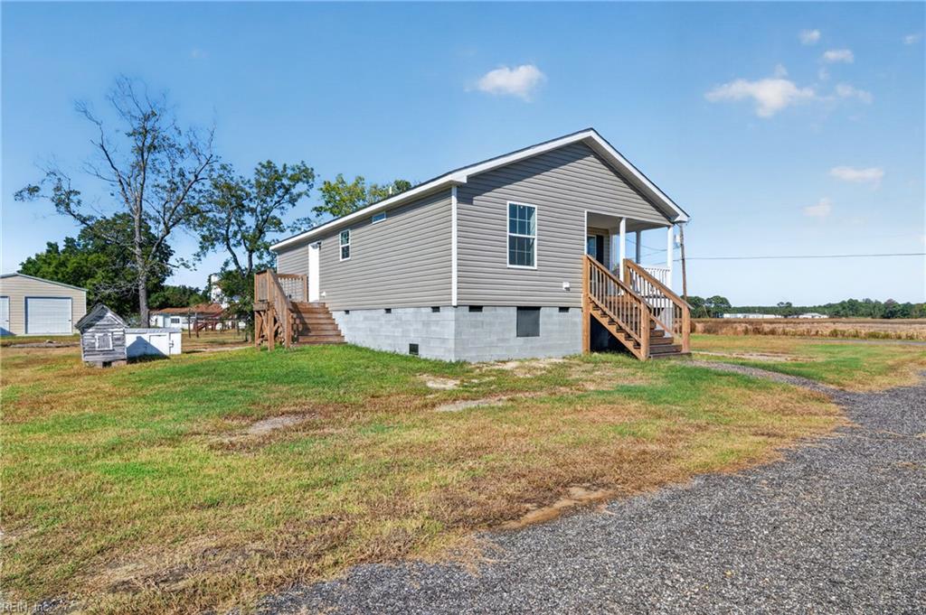 2394 Perrin Creek Rd Property Photo 2