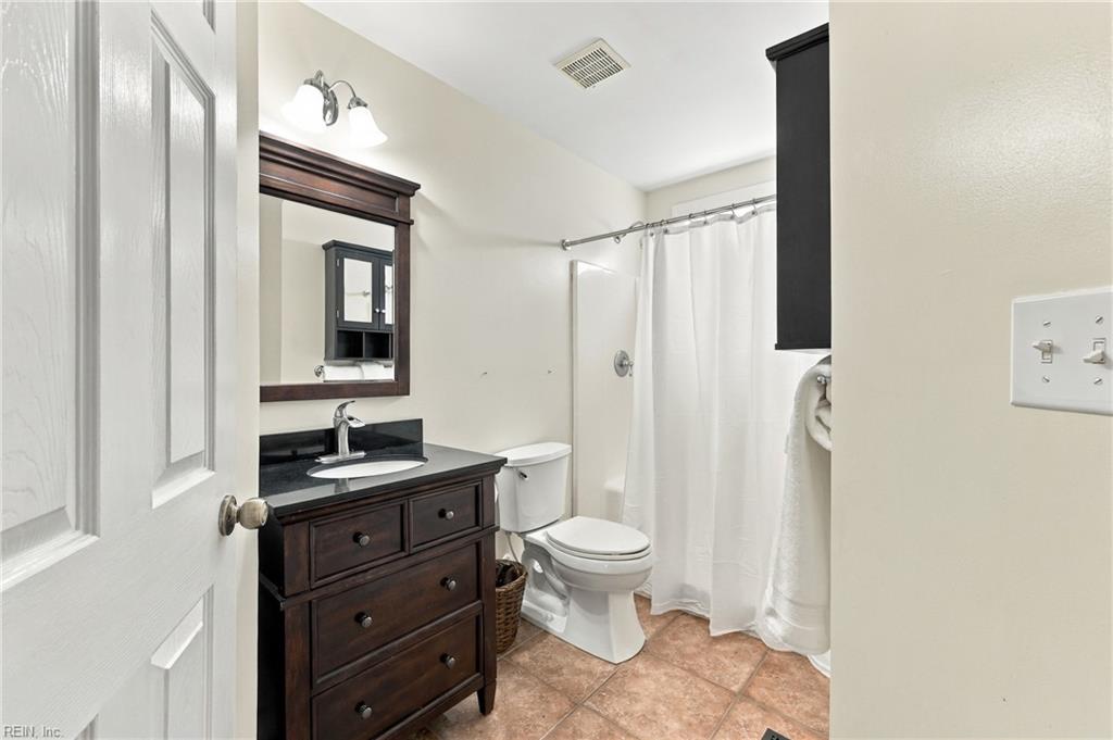 1225 Brickhouse Point Rd Property Photo 6