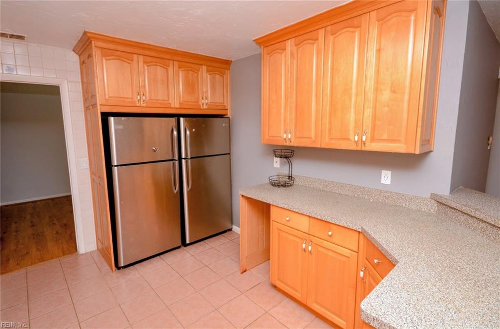 1549 Edgewater Dr Property Photo 9