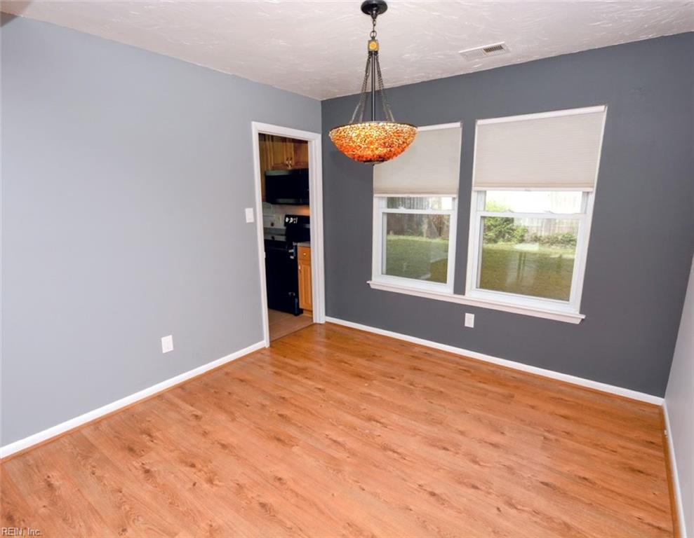 1549 Edgewater Dr Property Photo 18