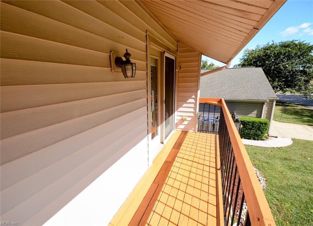 1549 Edgewater Dr Property Photo 36