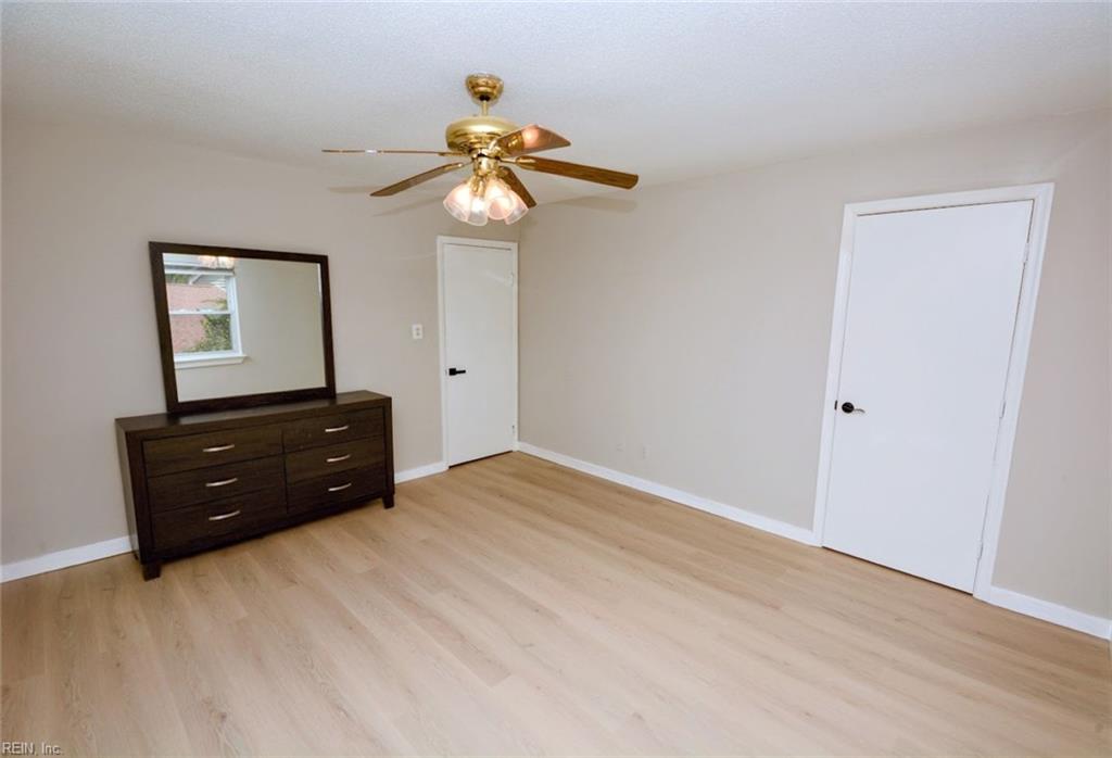 1549 Edgewater Dr Property Photo 41