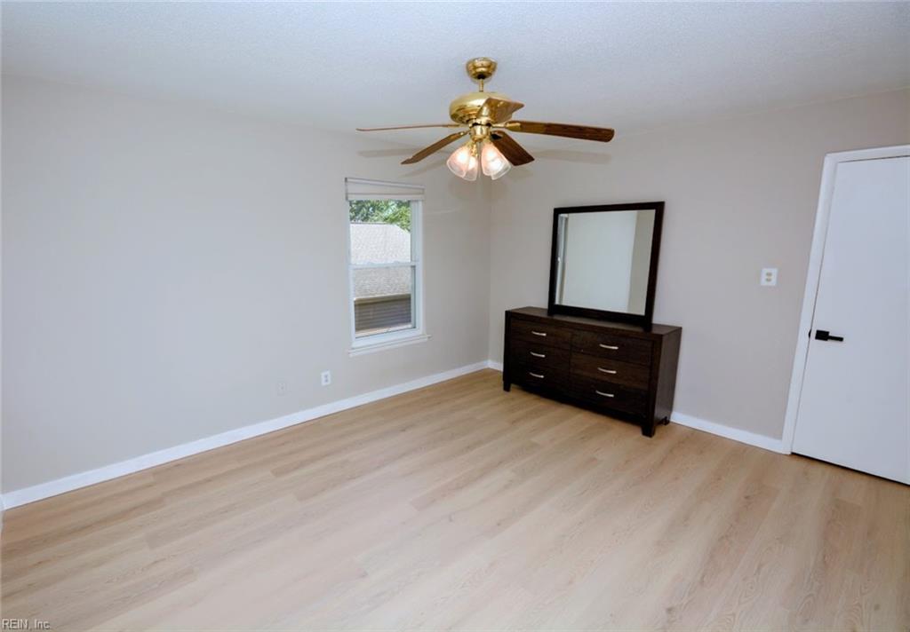 1549 Edgewater Dr Property Photo 42