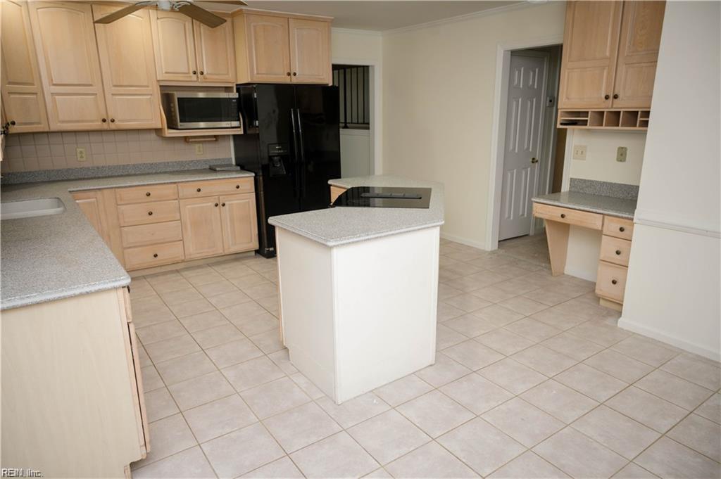 1028 Camino Real S Property Photo 7