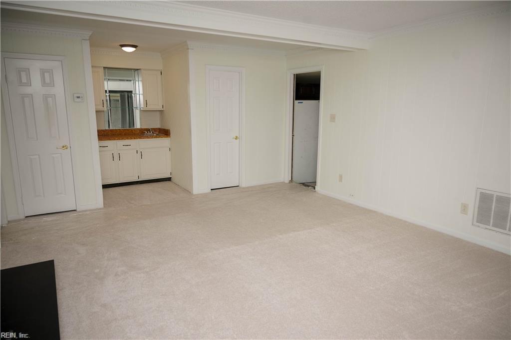 1028 Camino Real S Property Photo 14