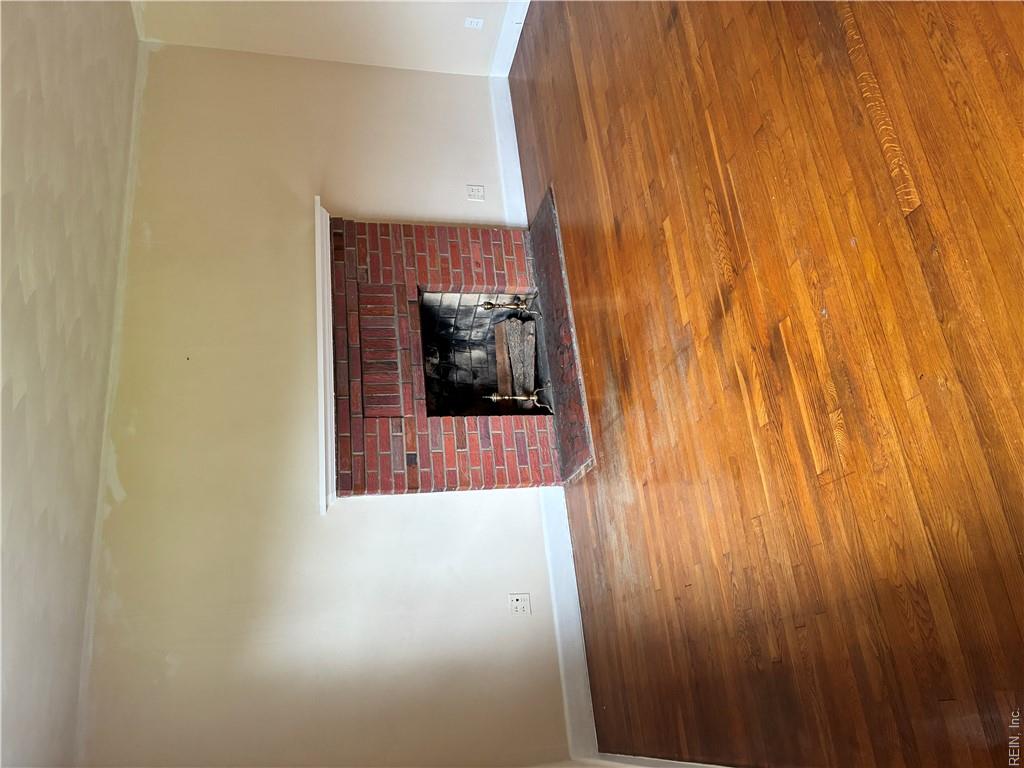 240 E Mcginnis Cir Property Photo 6