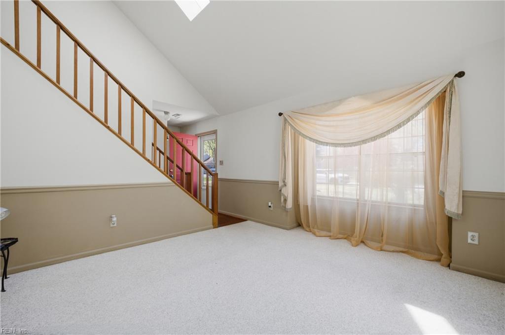 204 Springdale Way Property Photo 5