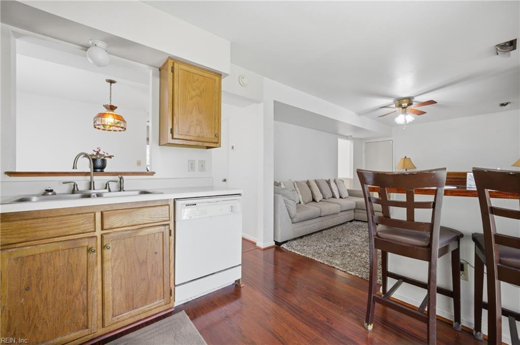 204 Springdale Way Property Photo 10