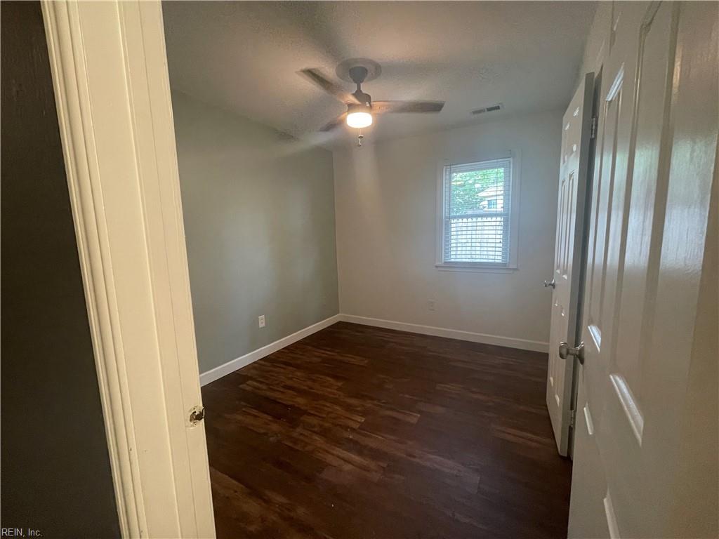 3648 Coleridge Ct Property Photo 11