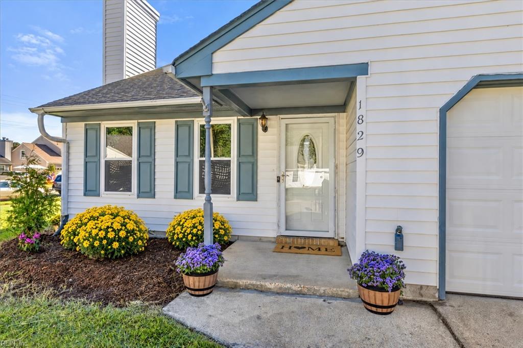 1829 Finsbury LN Property Photo 1