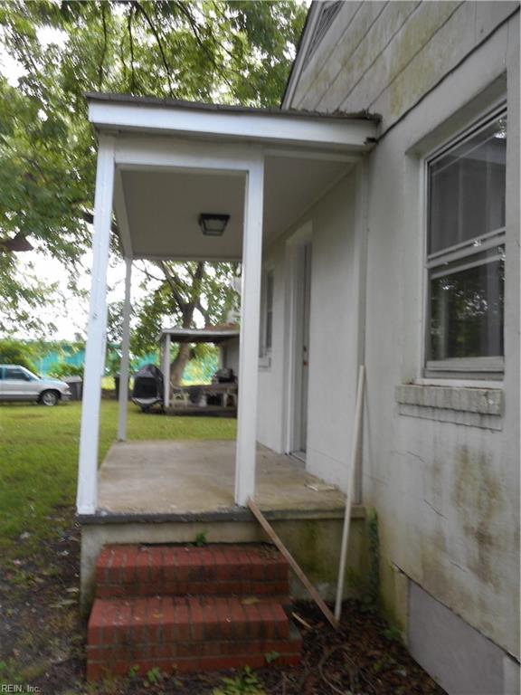 21 Bernard Ave Property Photo 8