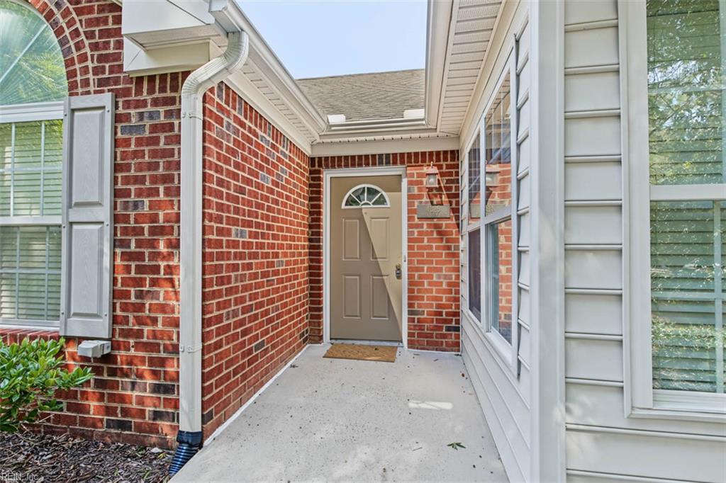 4325 Creek Vw E Property Photo 4