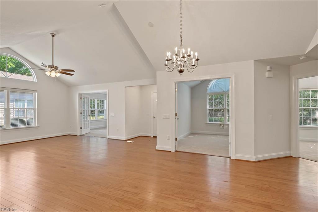 4325 Creek Vw E Property Photo 16
