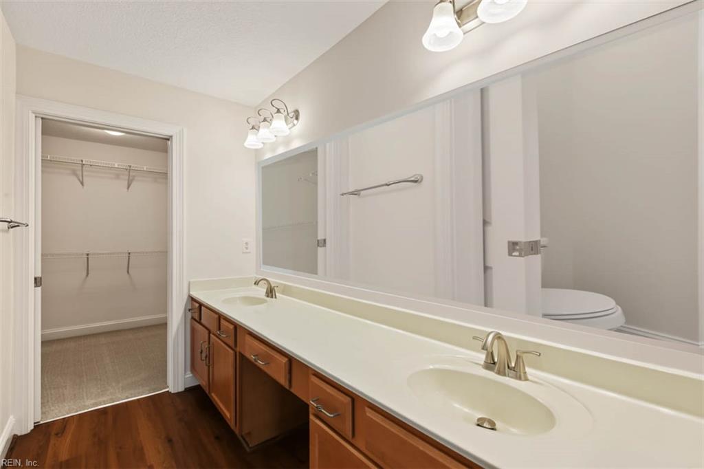 4325 Creek Vw E Property Photo 26