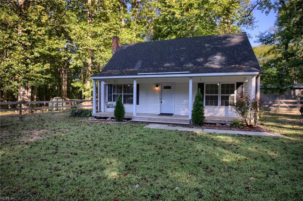 3931 Crosscreek Ln Property Photo 2