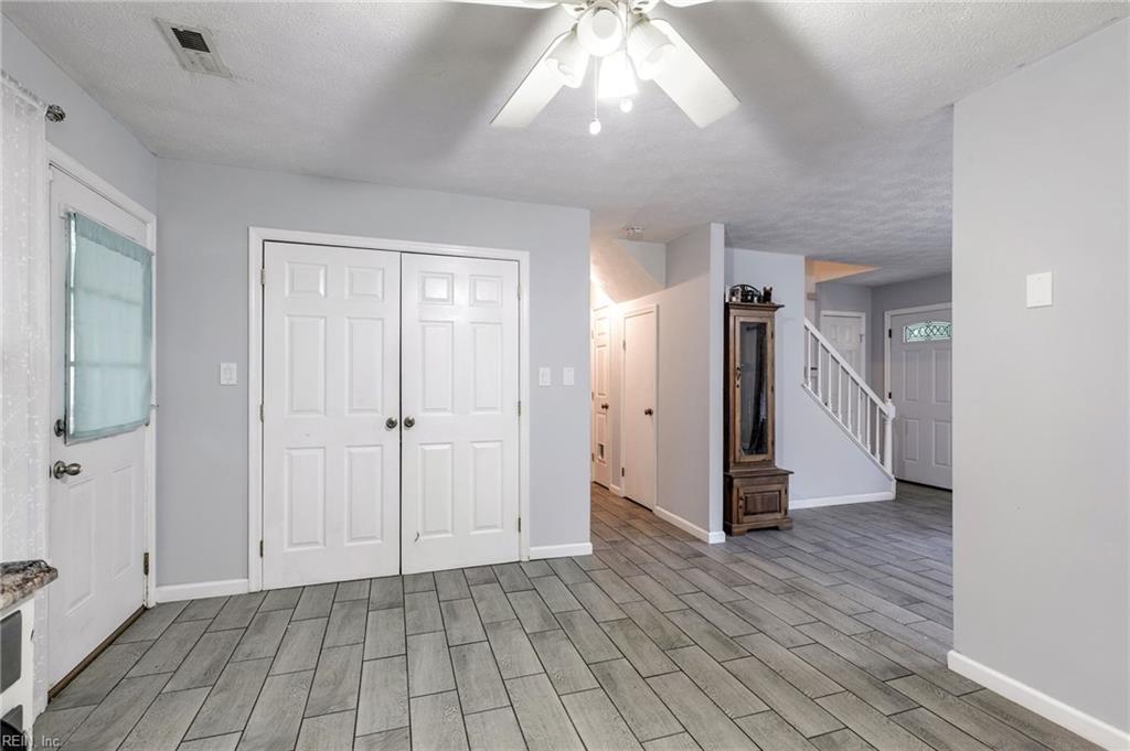 3931 Crosscreek Ln Property Photo 10