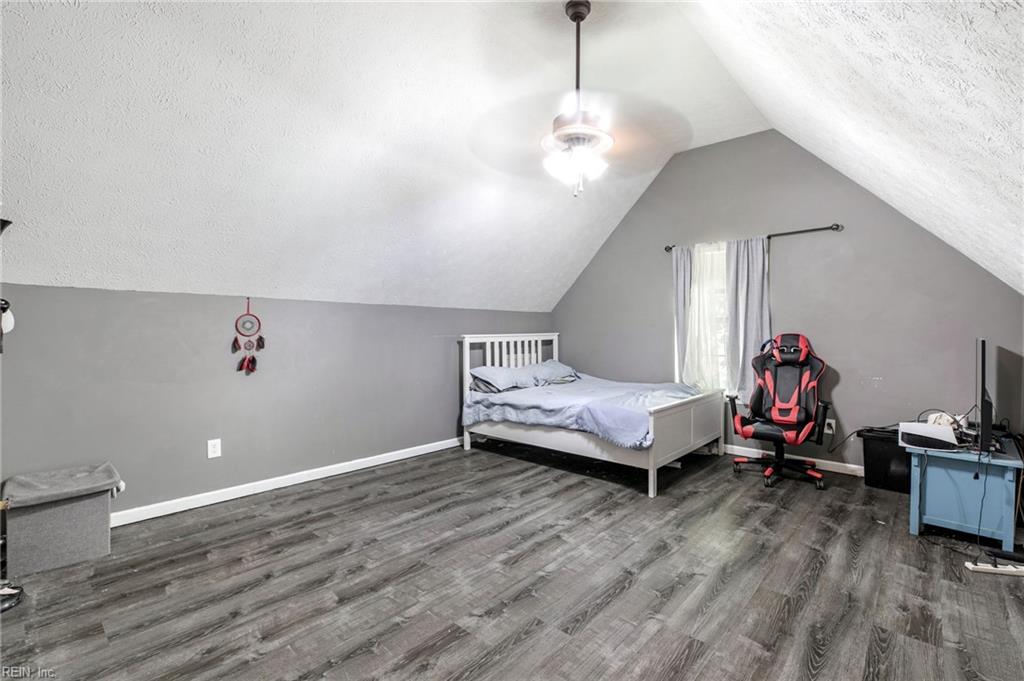 3931 Crosscreek Ln Property Photo 24