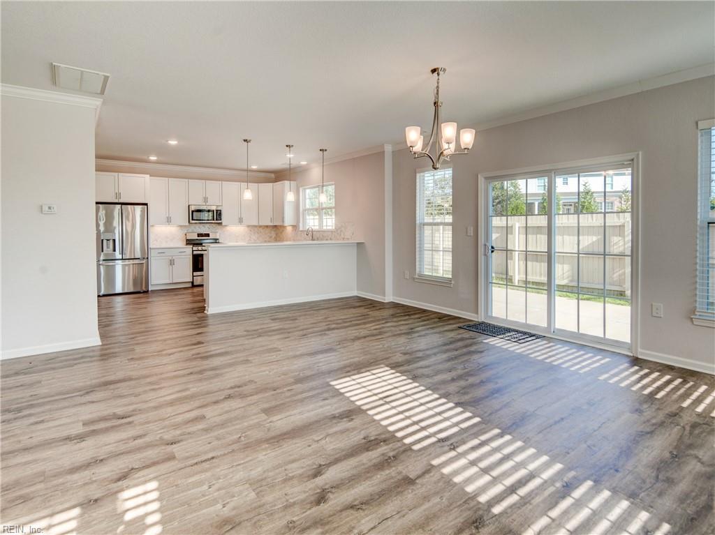 355 Middleton Way Property Photo 12