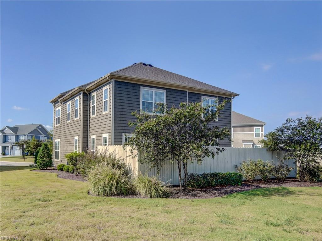 355 Middleton Way Property Photo 40